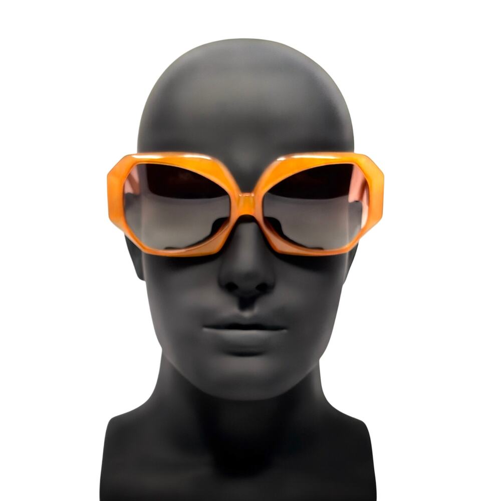 Christian Dior Oversized Archive Sunglasses - Picture 5 of 12